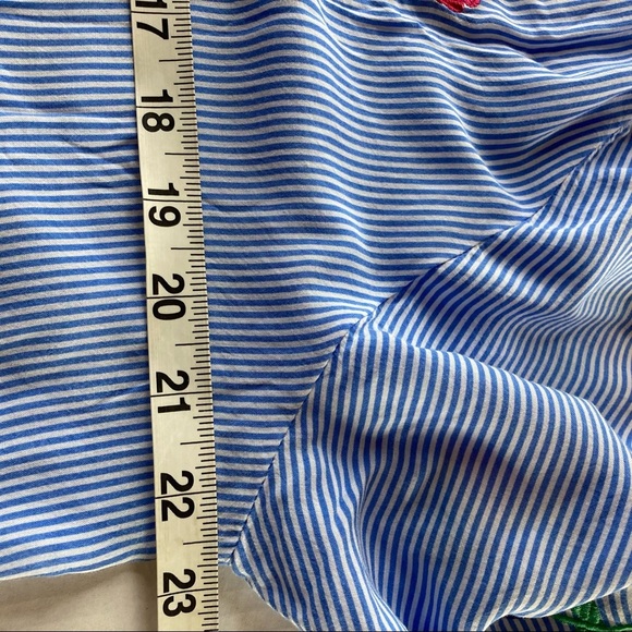 Artisan NY 3/4 sleeve embroidered striped blouse Size L - Picture 9 of 9